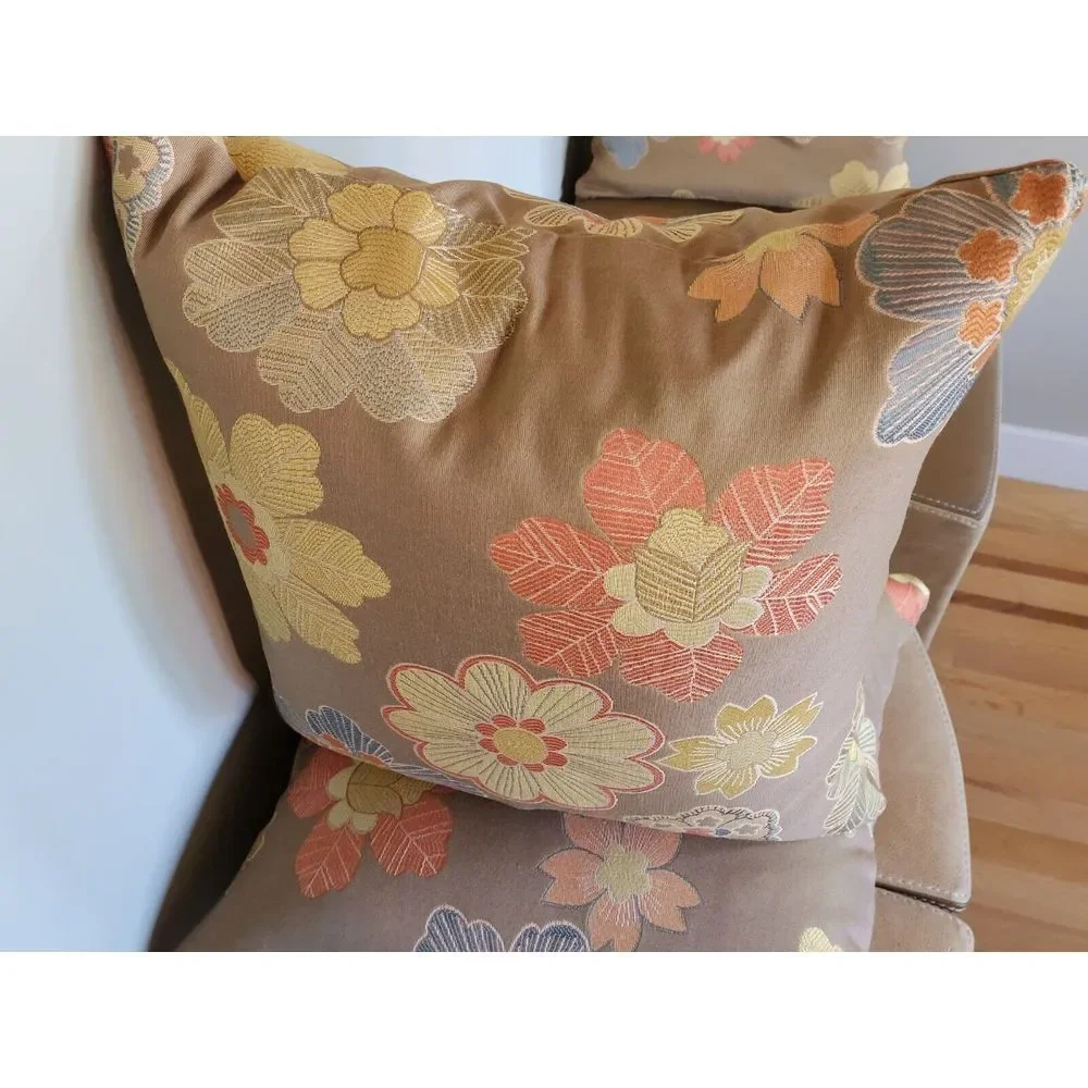 TRIO Kalin EMBROIDERED FLORAL Zippered Throw Pillow Cover 2/20x20 & 10x18 Lumbar